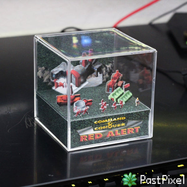 Command & Conquer Red Alert Diorama Cube